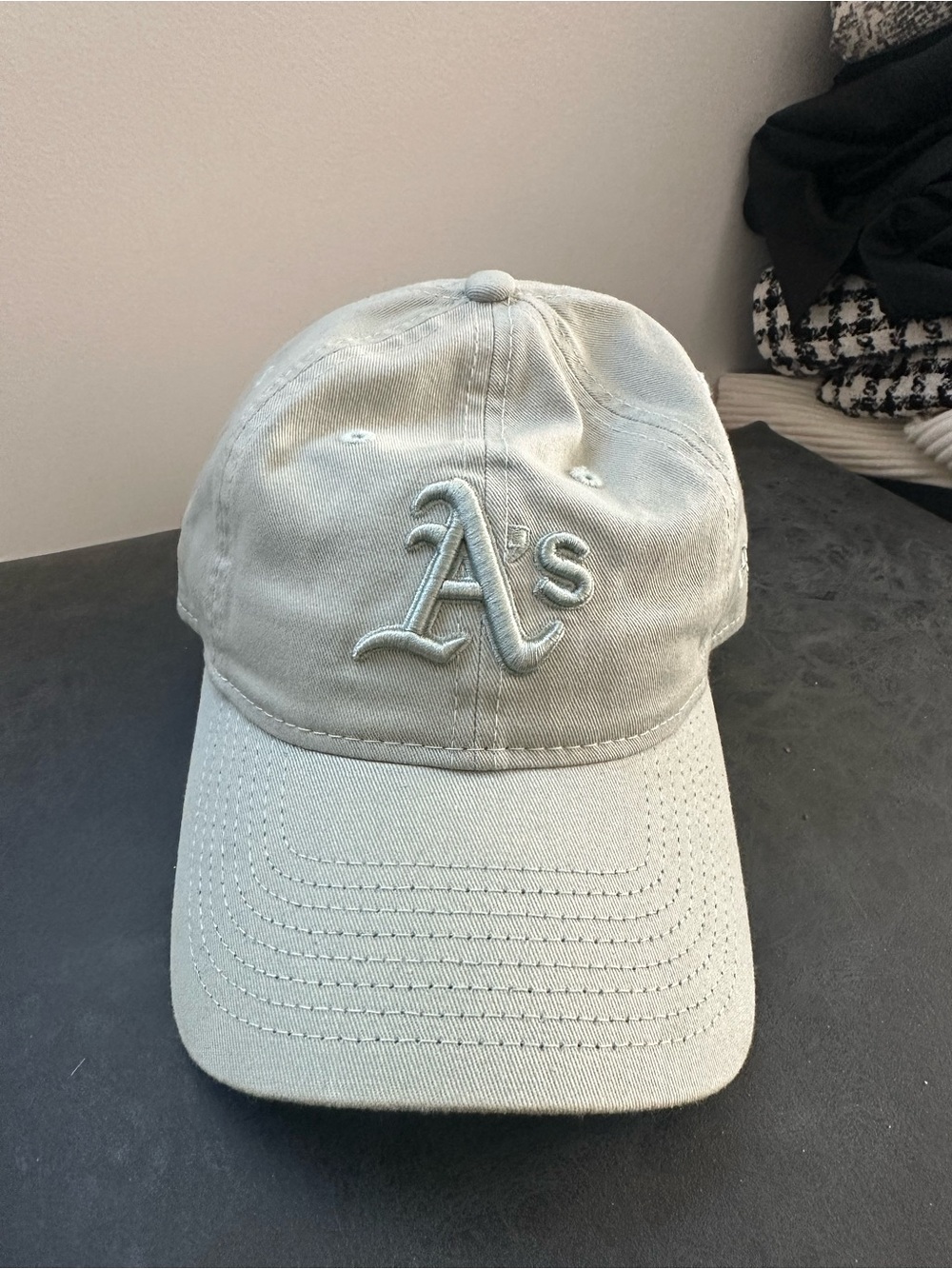 New Era 9TWENTY Oakland A's Cap in Light Sage